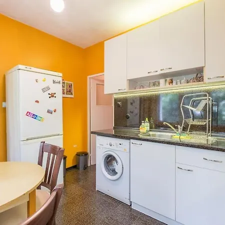 Beautiful Flat In Location By Flat Mаnager 索菲亞